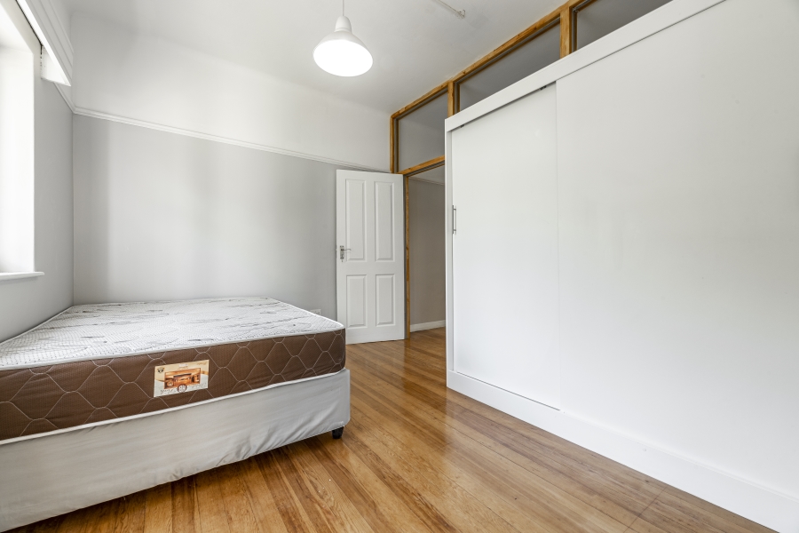 2 Bedroom Property for Sale in Claremont Upper Western Cape